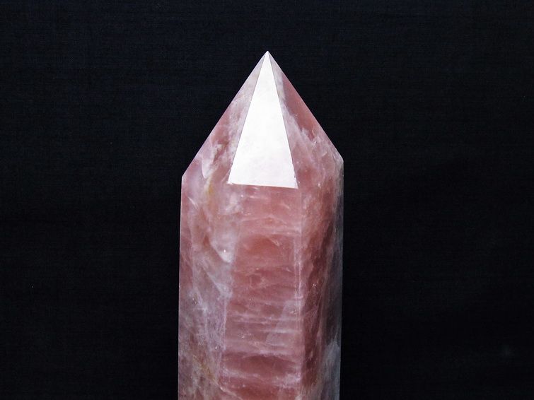 1.4Kg ローズクォーツ 六角柱 [t332-6068] 3枚目