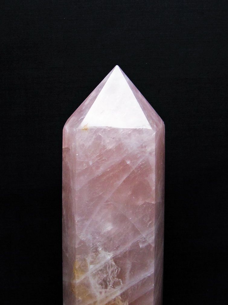 1.7Kg ローズクォーツ 六角柱 [t332-6090] 2枚目