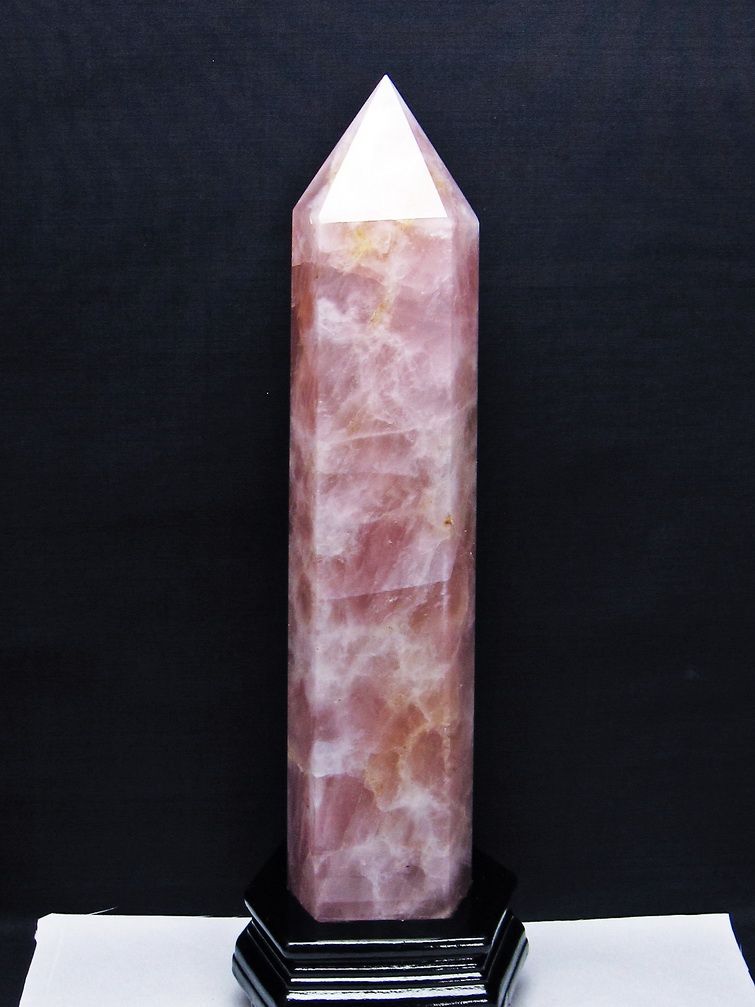 2.2Kg ローズクォーツ 六角柱 [t332-6119] 1枚目