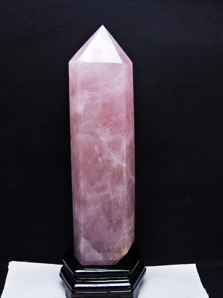 3.2Kg ローズクォーツ 六角柱 [t332-6127] 1枚目