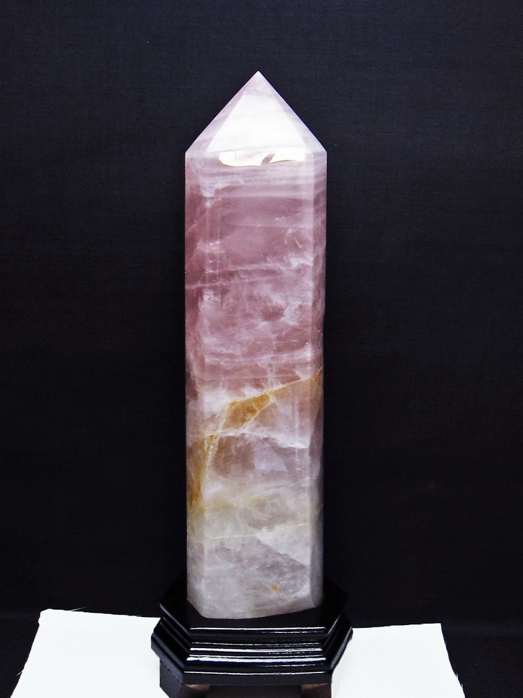 4.1Kg ローズクォーツ 六角柱 [t332-6146] 1枚目