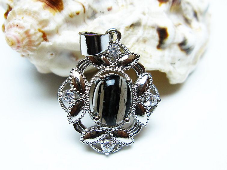ブラックルチルクォーツ ペンダント [t343-1575] 1枚目