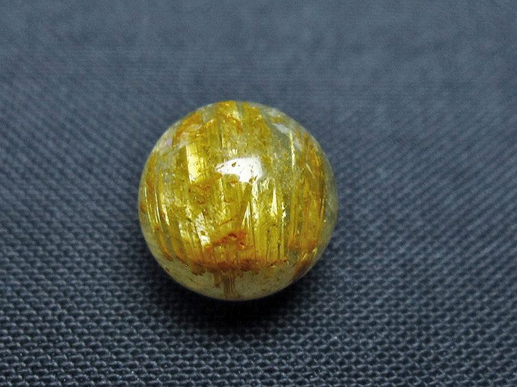 ゴールドタイチンルチル入り 水晶 丸玉 10mm [t355-1107] 2枚目