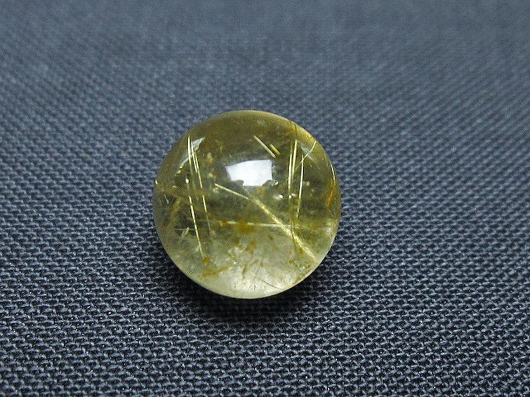 ゴールドタイチンルチル入り 水晶 丸玉 10mm [T355-1170] 2枚目