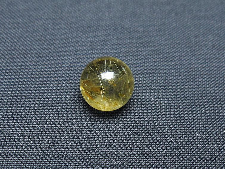 ゴールドタイチンルチル入り 水晶 丸玉 10mm [t355-1176] 1枚目