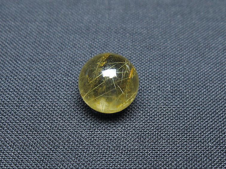 ゴールドタイチンルチル入り 水晶 丸玉 10mm [t355-1176] 3枚目