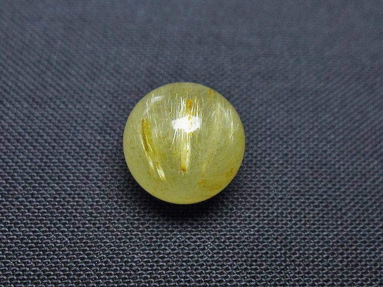 ゴールドタイチンルチル入り 水晶 丸玉 10mm [T355-1228] 1枚目