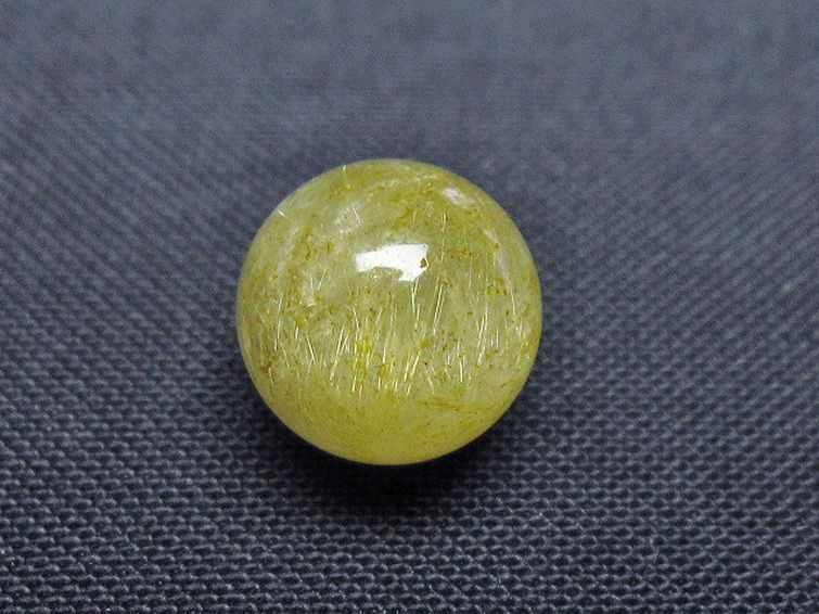 ゴールドタイチンルチル入り 水晶 丸玉 10mm [t355-1267] 2枚目