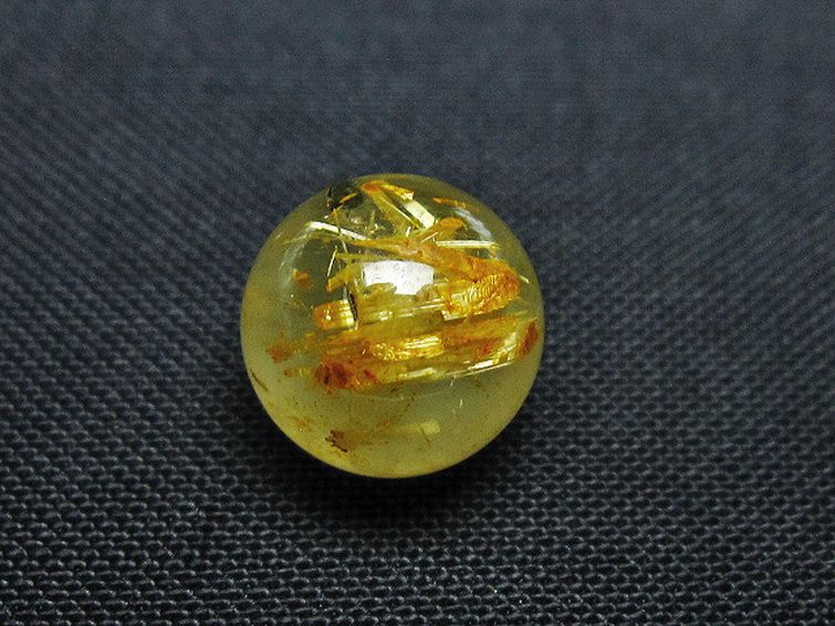 ゴールドタイチンルチル入り 水晶 丸玉 10mm [T355-1398] 3枚目