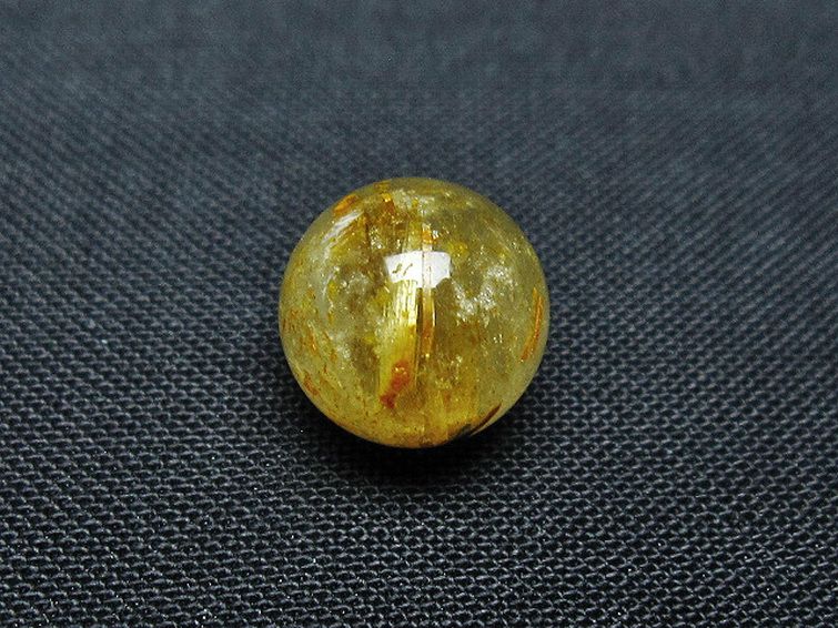 ゴールドタイチンルチル入り 水晶 丸玉 10mm [T355-1402] 1枚目