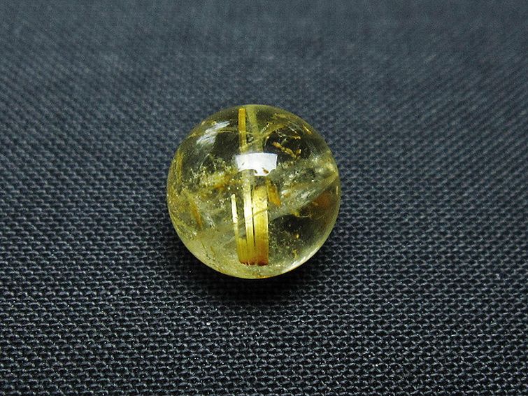 ゴールドタイチンルチル入り 水晶 丸玉 10mm [T355-1437] 1枚目