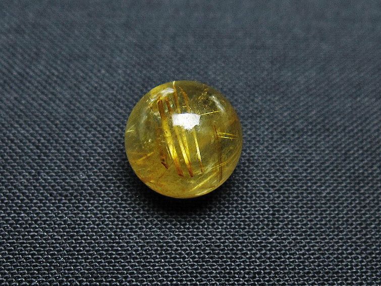 ゴールドタイチンルチル入り 水晶 丸玉 10mm [T355-1455] 1枚目