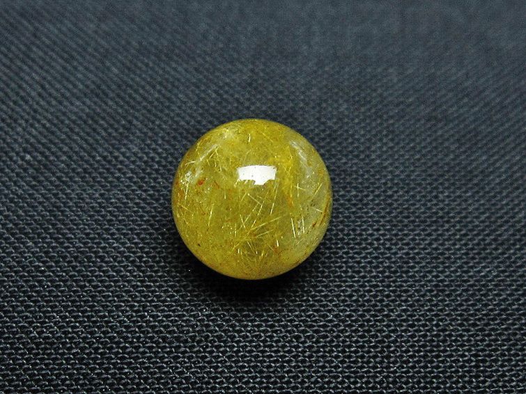 ゴールドタイチンルチル入り 水晶 丸玉 10mm [T355-1466] 1枚目