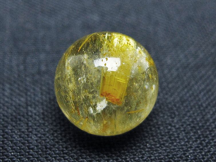ゴールドタイチンルチル入り 水晶 丸玉 10mm [t355-1571] 1枚目