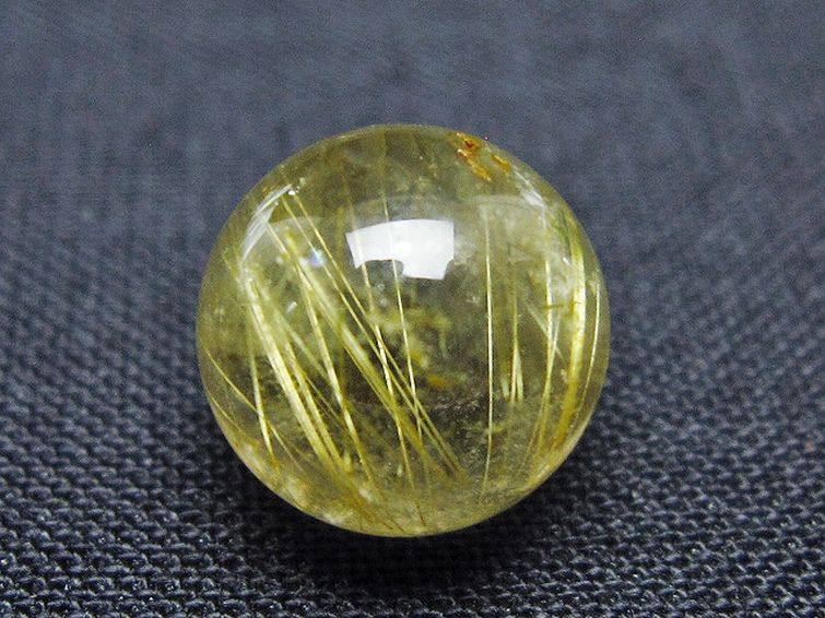 ゴールドタイチンルチル入り 水晶 丸玉 10mm [t355-1590] 3枚目