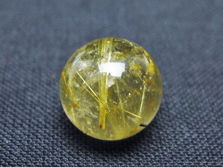 ゴールドタイチンルチル入り 水晶 丸玉 10mm [t355-1593] 1枚目