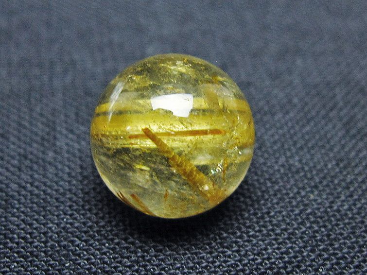 ゴールドタイチンルチル入り 水晶 丸玉 10mm [t355-1614] 1枚目