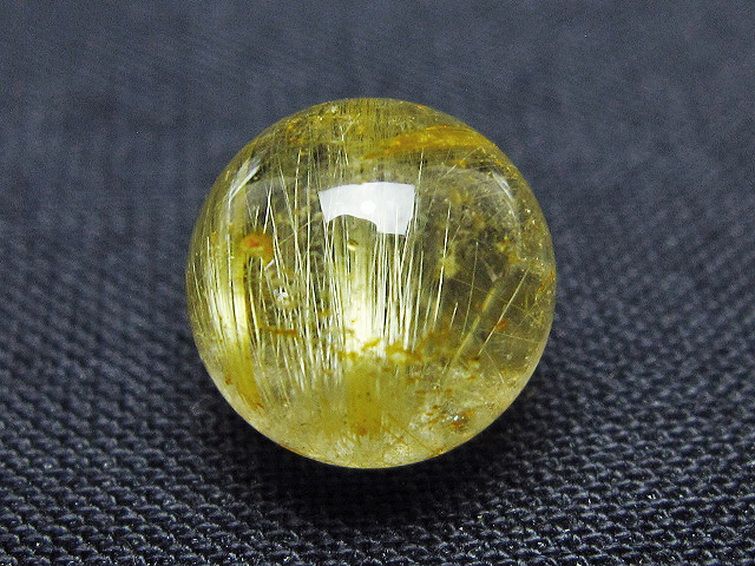 ゴールドタイチンルチル入り 水晶 丸玉 10mm [t355-1621] 1枚目