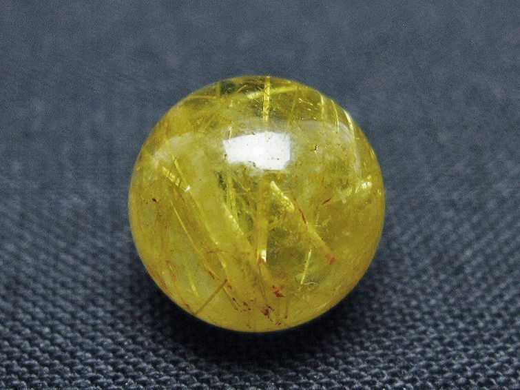 ゴールドタイチンルチル入り 水晶 丸玉 10mm [t355-1630] 2枚目