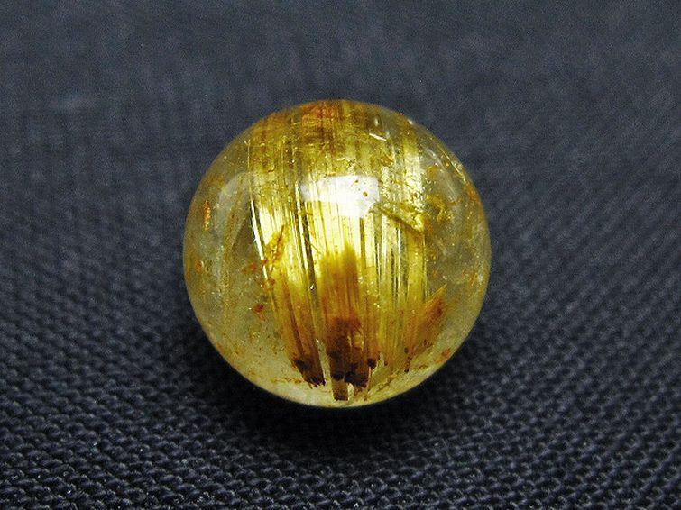 ゴールドタイチンルチル入り 水晶 丸玉 10mm [t355-1635] 1枚目