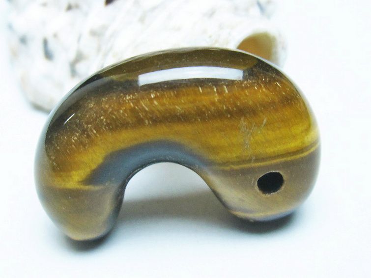 タイガーアイ※黄虎目石 勾玉[T356-1754] 2枚目