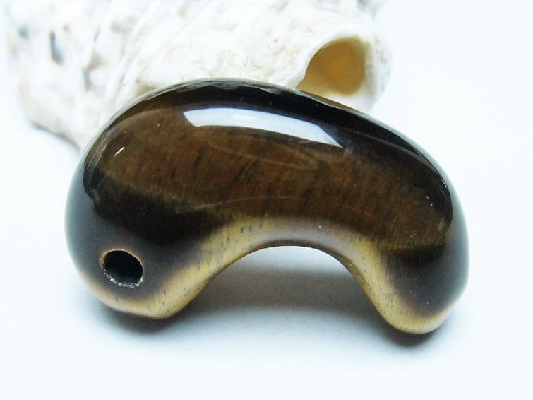 タイガーアイ※黄虎目石 勾玉[T356-1777] 2枚目