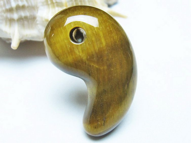 タイガーアイ※黄虎目石 勾玉[T356-1797] 3枚目
