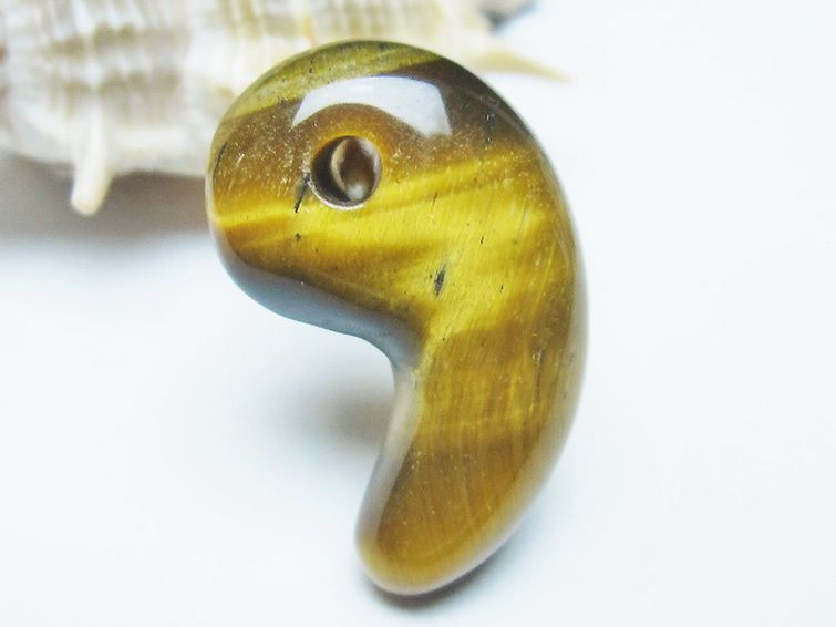 タイガーアイ※黄虎目石 勾玉[T356-1809] 3枚目