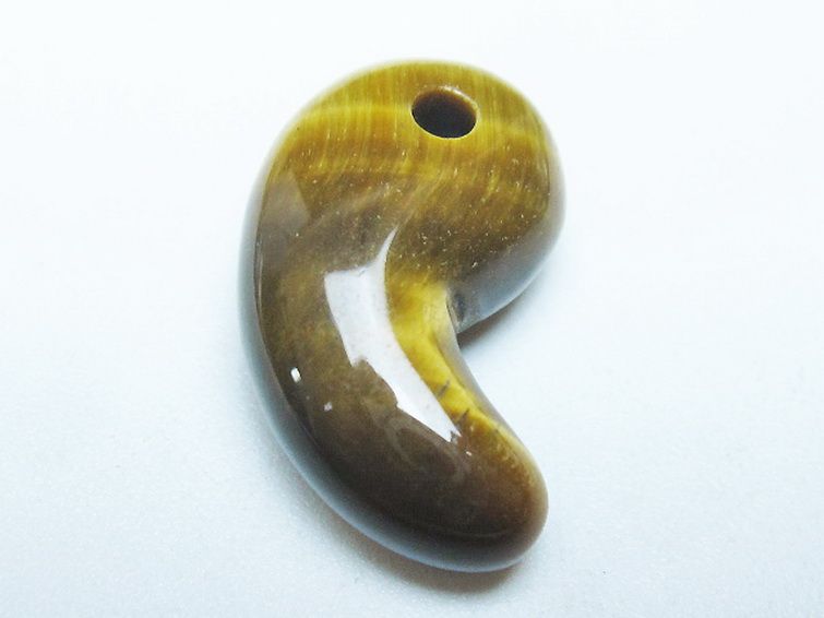 タイガーアイ※黄虎目石 勾玉[T356-1835] 1枚目