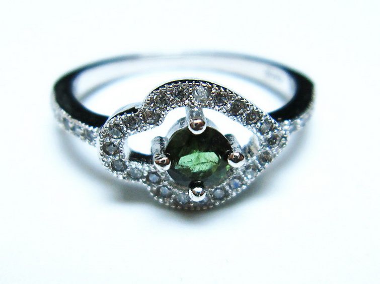 緑トルマリン 指輪 (14号)[T384-1572] 1枚目
