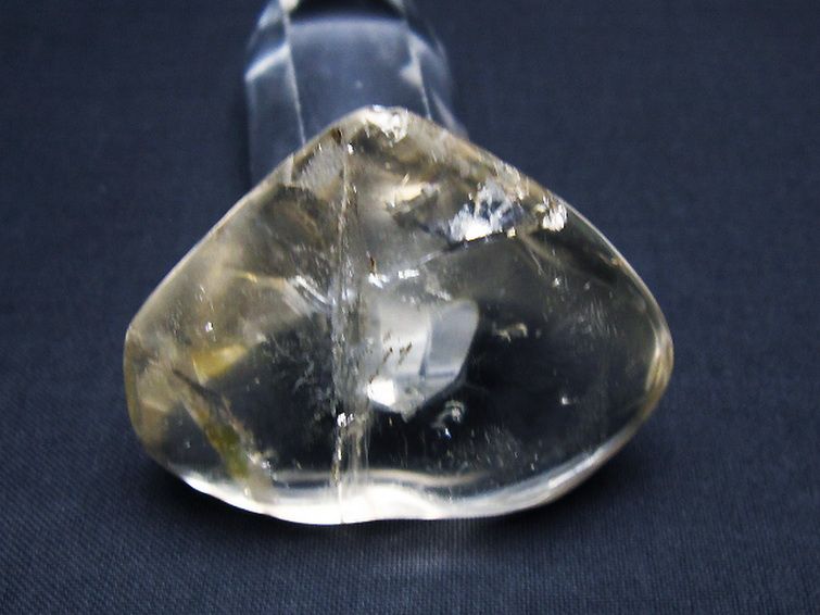 ヒマラヤ水晶ハート 置物 [t387-14298] 3枚目