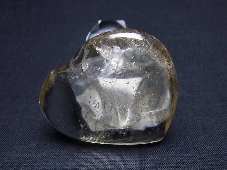 ヒマラヤ水晶ハート 置物 [t387-14305] 2枚目