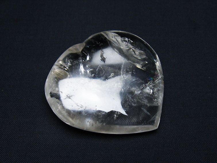 ヒマラヤ水晶ハート 置物 [t387-14325] 1枚目