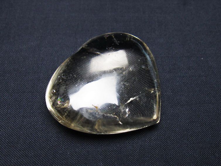 ヒマラヤ水晶ハート 置物 [t387-14331] 1枚目