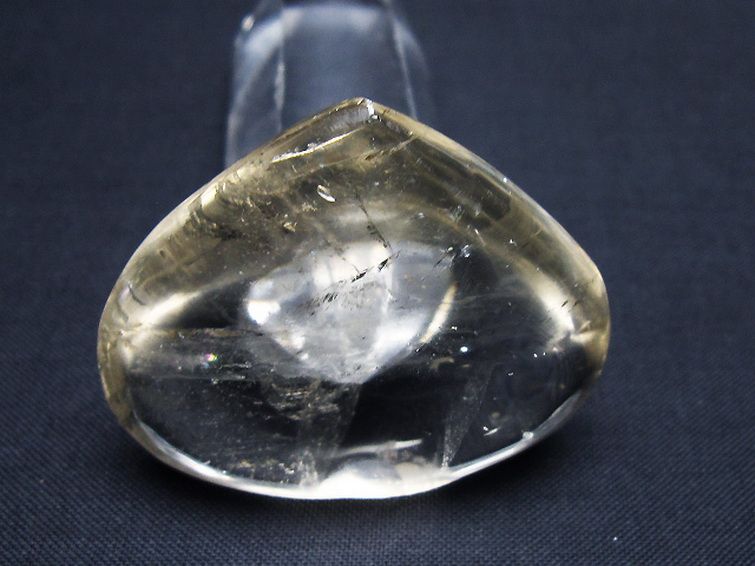 ヒマラヤ水晶ハート 置物 [t387-14331] 3枚目