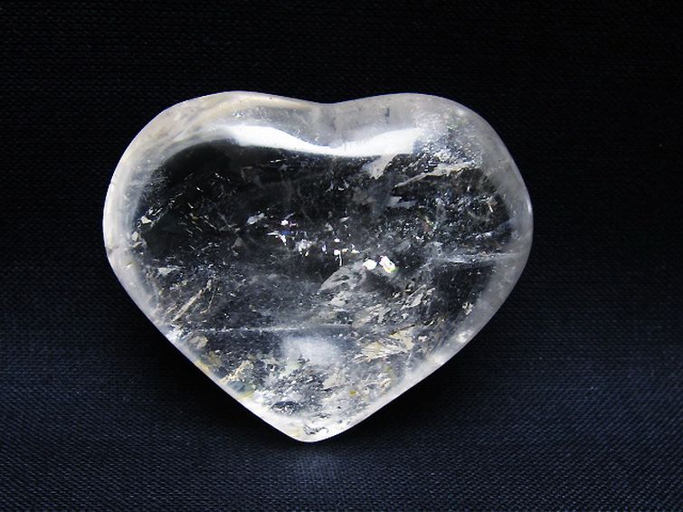 ヒマラヤ水晶ハート 置物 [t387-14449] 1枚目