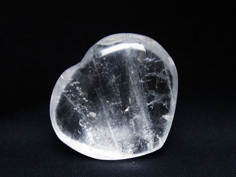 ヒマラヤ水晶ハート 置物 [t387-14501] 2枚目