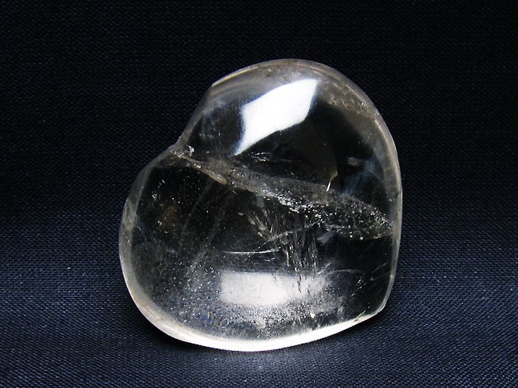 ヒマラヤ水晶ハート 置物 [t387-14521] 2枚目