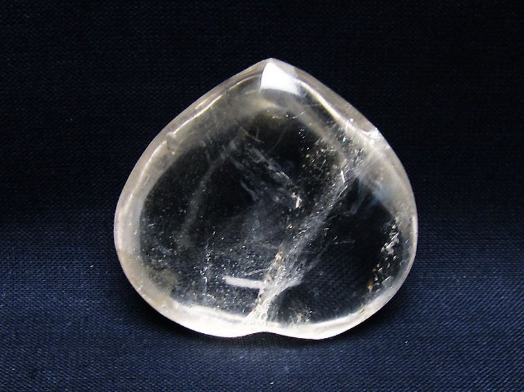 ヒマラヤ水晶ハート 置物 [t387-14521] 3枚目