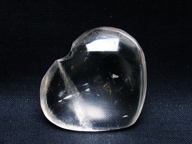 ヒマラヤ水晶ハート 置物 [t387-14548] 2枚目