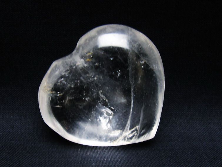 ヒマラヤ水晶ハート 置物 [t387-14560] 2枚目