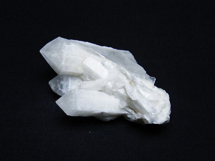 六角水晶　クラスター ヒマラヤ水晶クラスター [t388-25509]