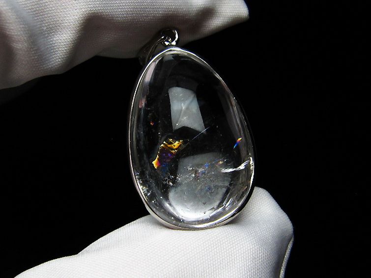 アイリスクォーツ 虹入り レインボー水晶 ペンダント [T436-2152] 1枚目