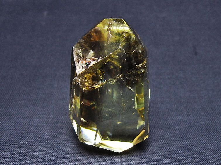 虹入り 黄水晶(シトリン) 原石[T436-2972] 1枚目