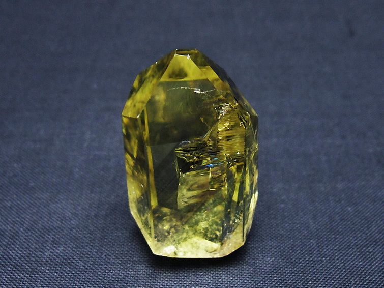 虹入り 黄水晶(シトリン) 原石 [t436-3000] 1枚目