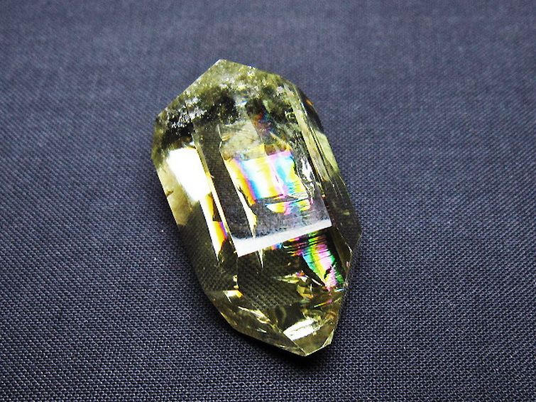 虹入り 黄水晶(シトリン) 原石 [t436-3000] 3枚目