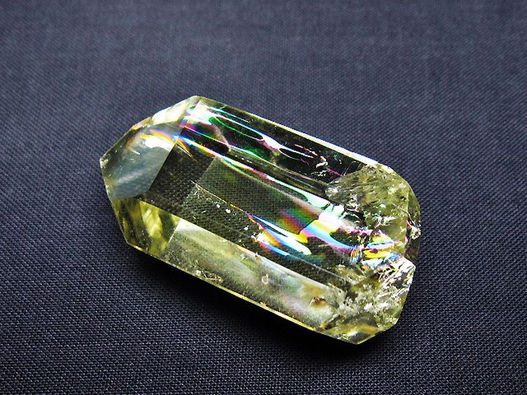 虹入り 黄水晶(シトリン) 原石[T436-3011] 2枚目