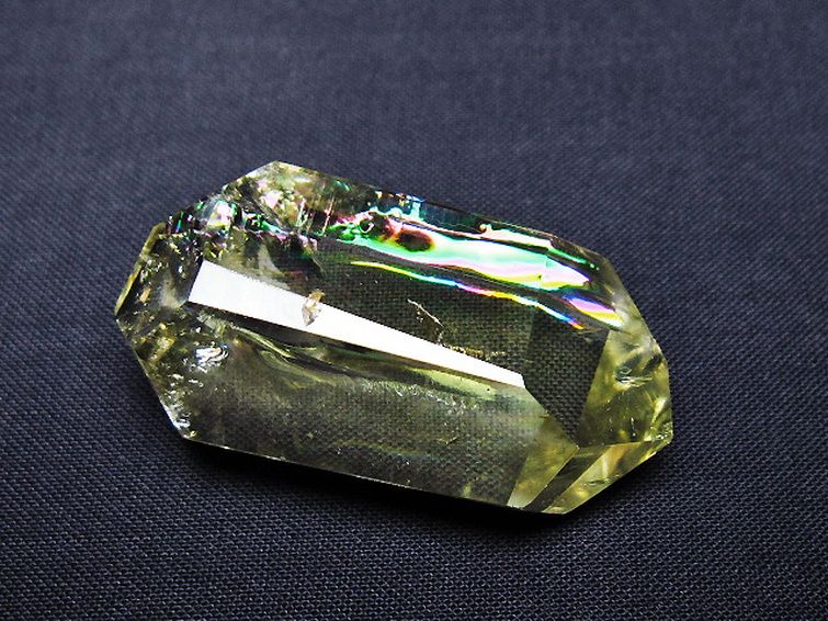 虹入り 黄水晶(シトリン) 原石[T436-3011] 3枚目