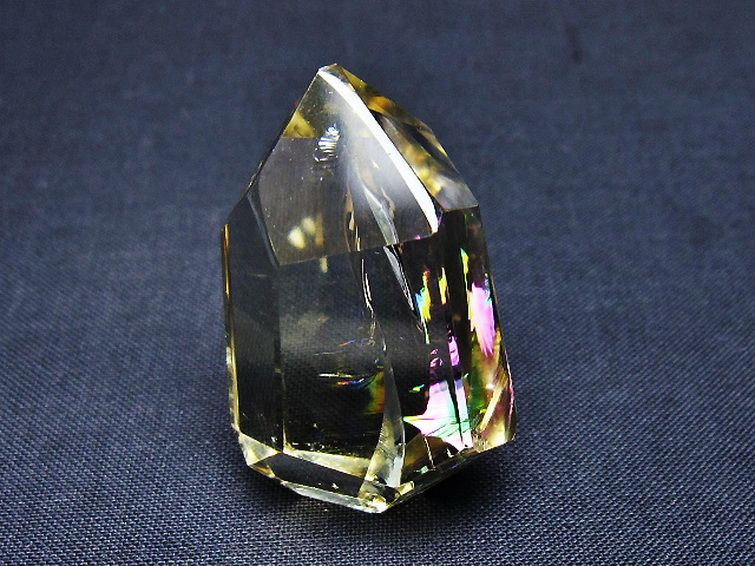 虹入り 黄水晶(シトリン) 原石 [t436-3015]