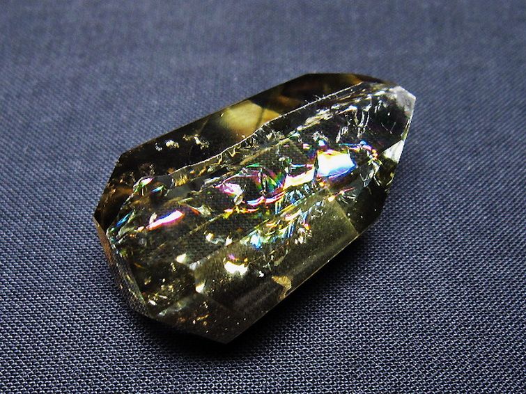 虹入り シトリンファントム 原石 [t436-3031] 3枚目